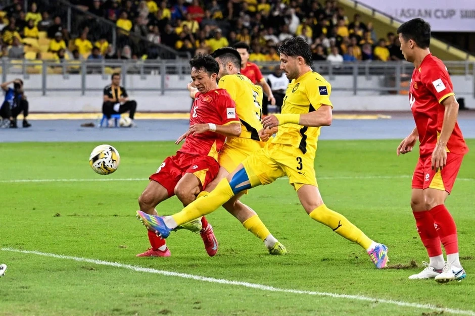 Báo chí thế giới đánh giá án phạt xử thua của AFC với Malaysia Báo chí thế giới đánh giá án phạt xử thua của AFC với Malaysia