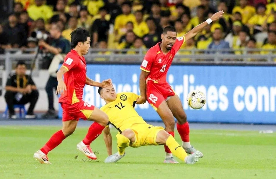 Báo Indonesia bình luận khi AFC chưa ra án phạt với Malaysia