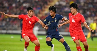 Báo Indonesia nhận xét thẳng thắn về trình độ bóng đá Việt Nam và Thái Lan