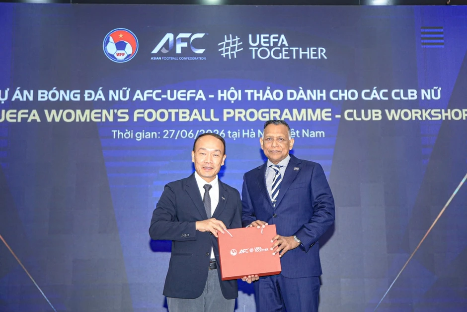 Bóng đá nữ Việt Nam nhận được sự hỗ trợ lớn từ UEFA Bóng đá nữ Việt Nam nhận được sự hỗ trợ lớn từ UEFA
