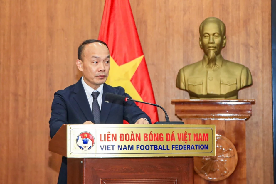 Bóng đá nữ Việt Nam nhận được sự hỗ trợ lớn từ UEFA Bóng đá nữ Việt Nam nhận được sự hỗ trợ lớn từ UEFA