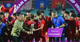 Bóng đá Việt Nam thiếu chức vô địch giải U19 để thống trị Đông Nam Á