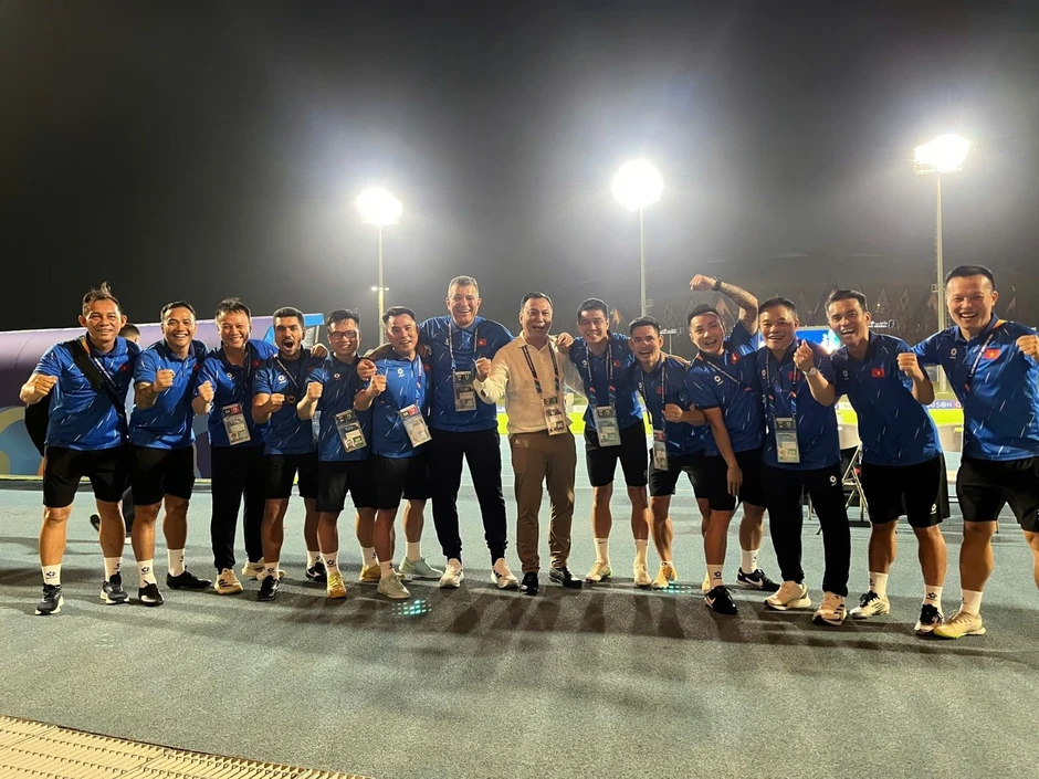 Chủ tịch AFC chúc mừng thành tích dự World Cup của U17 Việt Nam Chủ tịch AFC chúc mừng thành tích dự World Cup của U17 Việt Nam