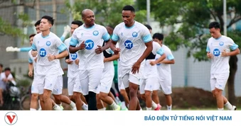 Chuyển nhượng V-League mới nhất: Thêm một ngoại binh chia tay CLB Nam Định
