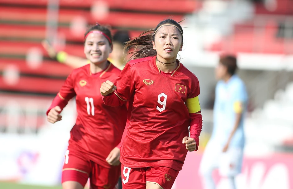 Danh sách tuyển nữ Việt Nam dự Asiad: Huỳnh Như bị loại Danh sách tuyển nữ Việt Nam dự Asiad: Huỳnh Như bị loại