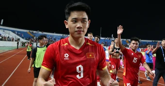 Đình Bắc báo tin cực vui với tuyển Việt Nam trước ASEAN Cup