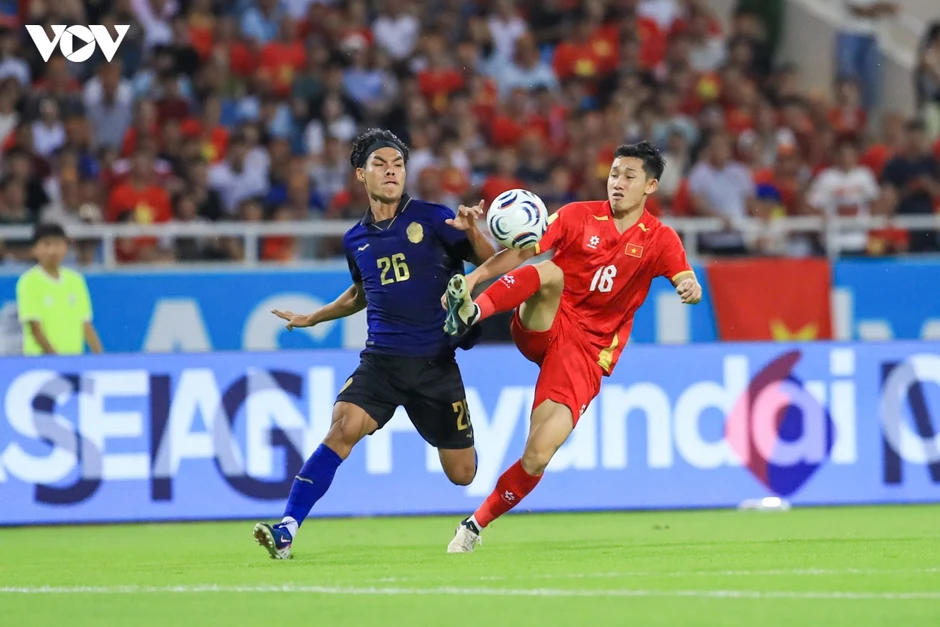 Đình Bắc và Xuân Son tỏa sáng, Việt Nam tiến vào bán kết ASEAN Cup 2026