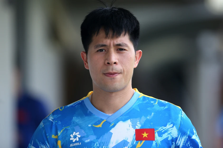 Đình Trọng nói lời xúc động sau hơn 3 năm trở lại tuyển Việt Nam Đình Trọng nói lời xúc động sau hơn 3 năm trở lại tuyển Việt Nam