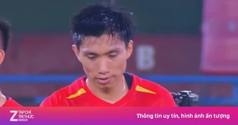 Đoàn Văn Hậu tái xuất tuyển Việt Nam sau 3 năm