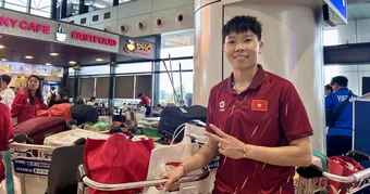 Đội tuyển bóng đá nữ Việt Nam lên đường dự giải vô địch châu Á