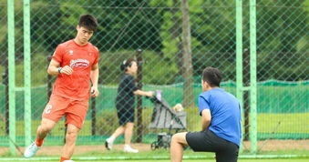 Đội tuyển Việt Nam chia tay Đỗ Duy Mạnh trước thềm AFF Cup