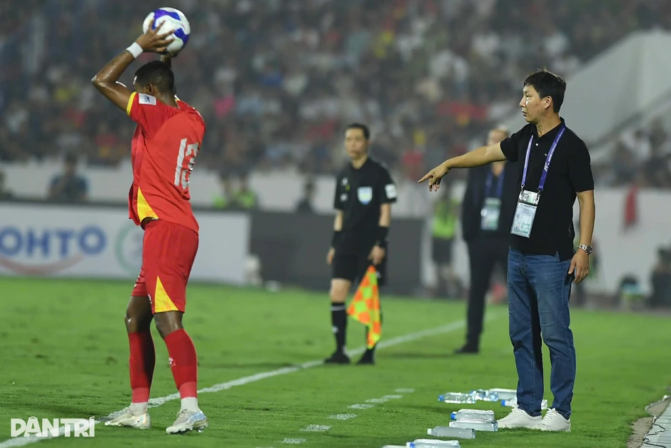 Đội tuyển Việt Nam chính thức đặt mục tiêu cao tại AFF Cup 2026 Đội tuyển Việt Nam chính thức đặt mục tiêu cao tại AFF Cup 2026