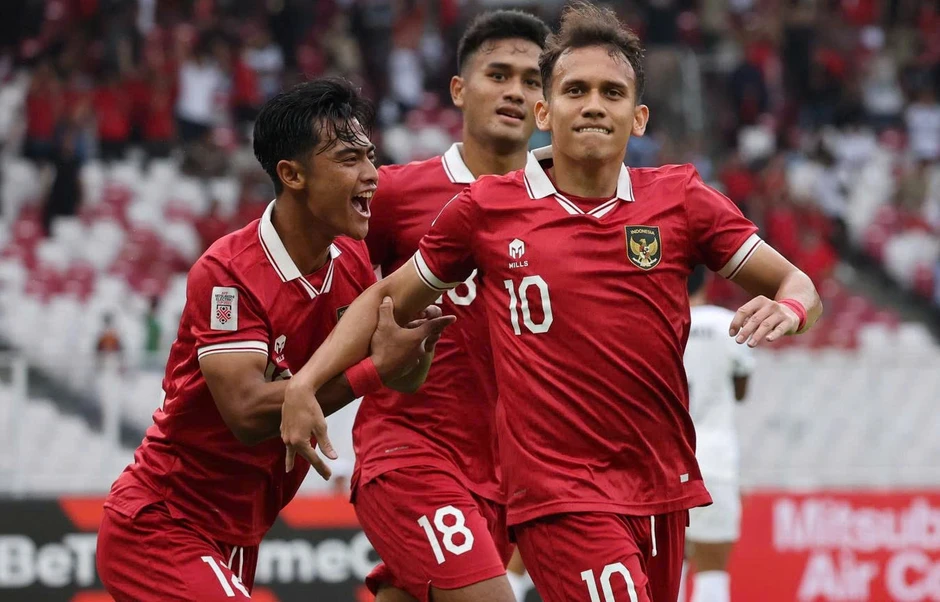 Đội tuyển Việt Nam chọn hướng đi khác so với Indonesia, Thái Lan Đội tuyển Việt Nam chọn hướng đi khác so với Indonesia, Thái Lan