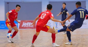 ĐT futsal Việt Nam thua Thái Lan sau màn rượt đuổi kịch tính
