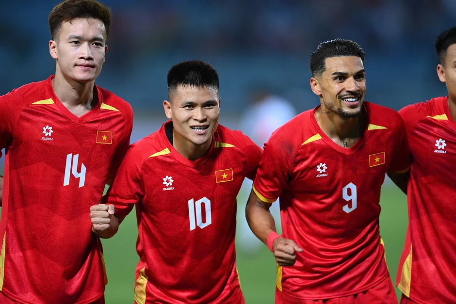 ĐT Việt Nam 2-0 Bangladesh: Hoàng Hên bỏ lỡ cơ hội ĐT Việt Nam 2-0 Bangladesh: Hoàng Hên bỏ lỡ cơ hội