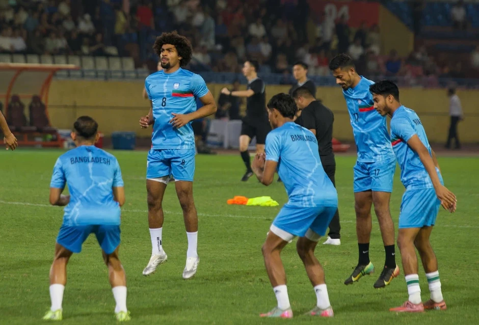 ĐT Việt Nam 3-0 Bangladesh: Xuân Son dứt điểm bất thành ĐT Việt Nam 3-0 Bangladesh: Xuân Son dứt điểm bất thành