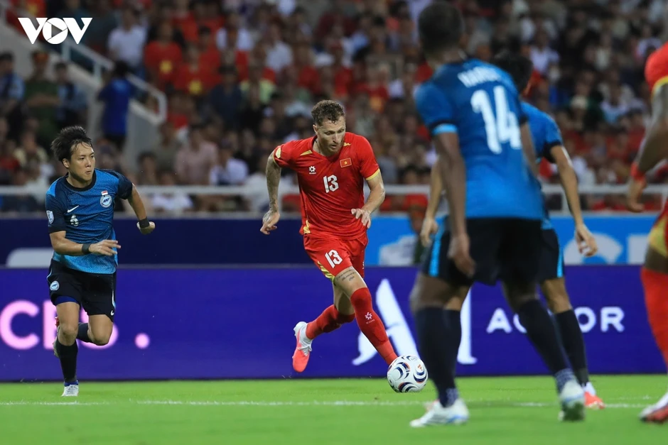 Dư âm ĐT Việt Nam 0-0 ĐT Singapore vòng bảng ASEAN Cup: Khi may mắn ngoảnh mặt Dư âm ĐT Việt Nam 0-0 ĐT Singapore vòng bảng ASEAN Cup: Khi may mắn ngoảnh mặt