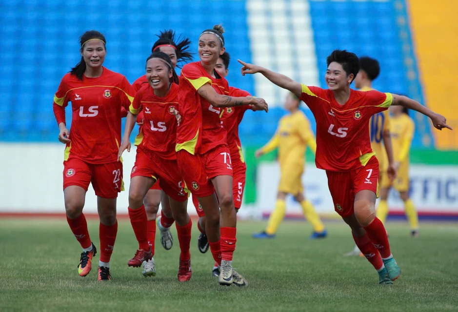 Giải nữ Cúp Quốc gia 2026: TP.HCM và Thái Nguyên T&T thắng đẹp Giải nữ Cúp Quốc gia 2026: TP.HCM và Thái Nguyên T&T thắng đẹp