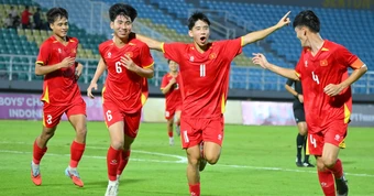 HLV Cristiano Roland tung chiêu, U17 Việt Nam quyết lấy vé World Cup