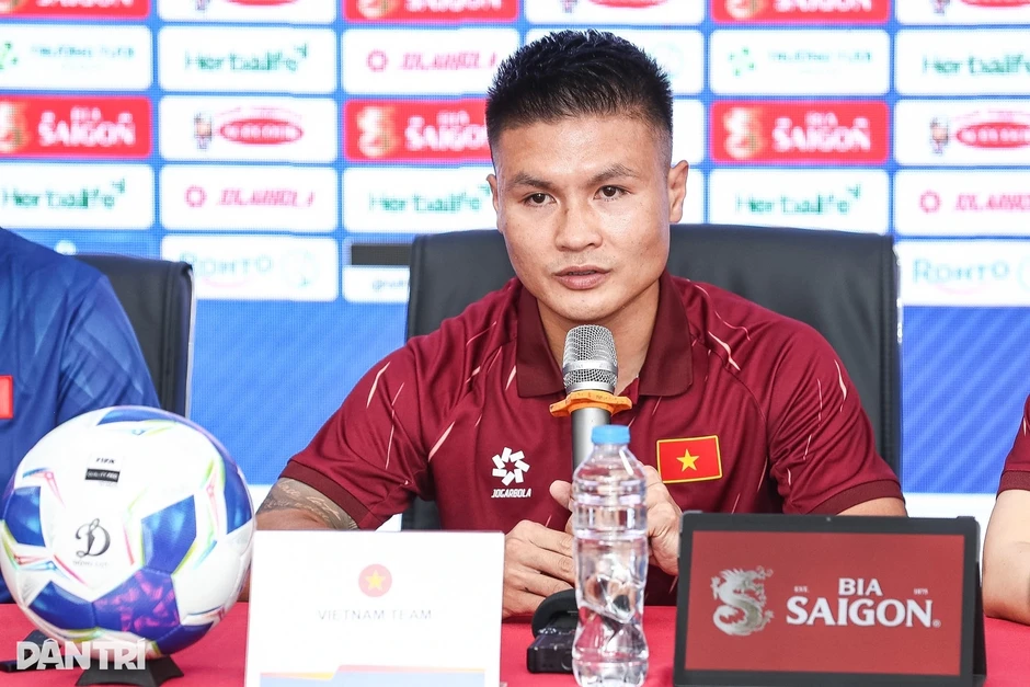 HLV Kim Sang Sik: “Đội tuyển Việt Nam không chủ quan trước Myanmar” HLV Kim Sang Sik: “Đội tuyển Việt Nam không chủ quan trước Myanmar”