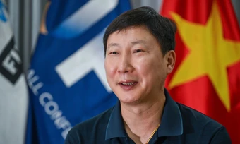 HLV Kim Sang-sik: 'Tôi thành công vì được lòng cầu thủ Việt Nam'