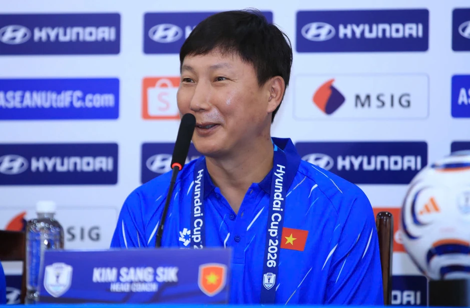 HLV Kim Sang Sik: Tuyển Việt Nam có điều chỉnh, sẽ thắng Campuchia HLV Kim Sang Sik: Tuyển Việt Nam có điều chỉnh, sẽ thắng Campuchia