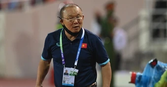 HLV Park Hang Seo xin lỗi vì phát ngôn chê bai trọng tài Thái Lan