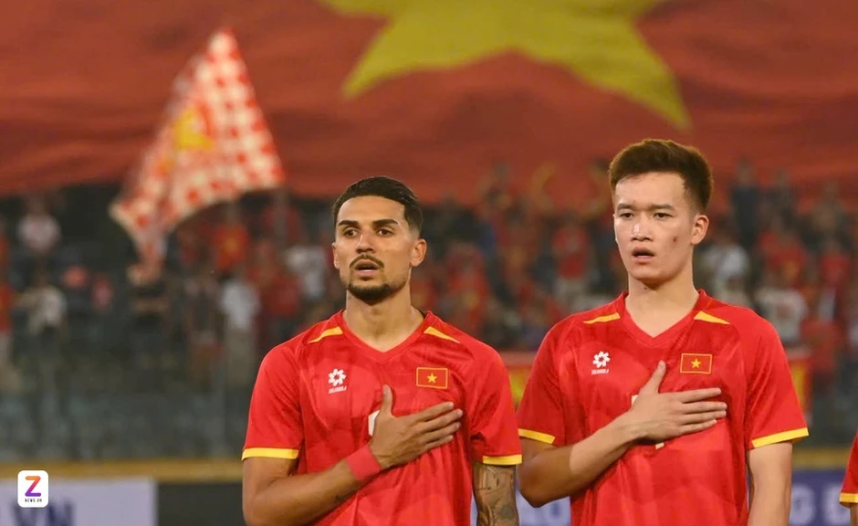 Hoàng Hên nói gì khi ra mắt tuyển Việt Nam? Hoàng Hên nói gì khi ra mắt tuyển Việt Nam?