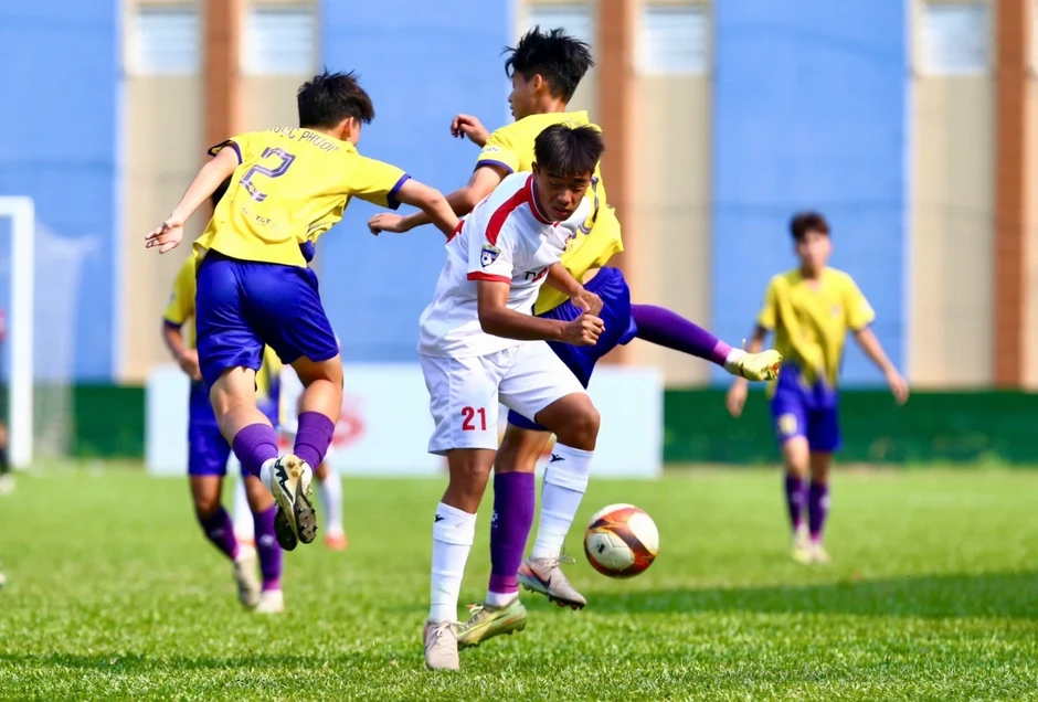 Kết quả bóng đá hôm nay 14-4: Hà Nội I đăng quang ngôi vô địch giải U15 quốc gia Kết quả bóng đá hôm nay 14-4: Hà Nội I đăng quang ngôi vô địch giải U15 quốc gia