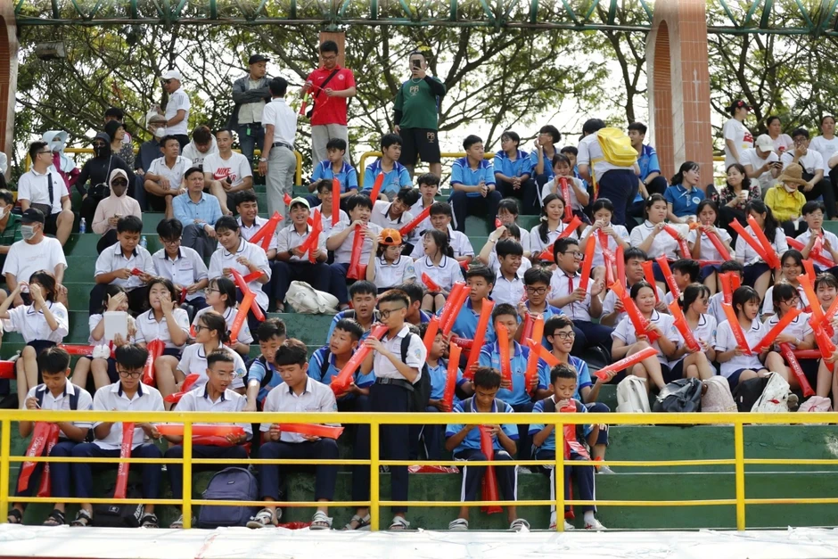 Kết quả bóng đá hôm nay 14-4: Hà Nội I đăng quang ngôi vô địch giải U15 quốc gia Kết quả bóng đá hôm nay 14-4: Hà Nội I đăng quang ngôi vô địch giải U15 quốc gia