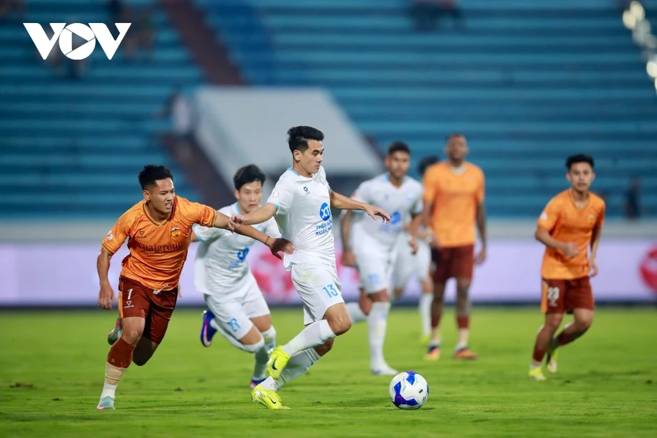 Kết quả bóng đá V-League hôm nay 11/4: Nam Định thua sốc HAGL ở Thiên Trường