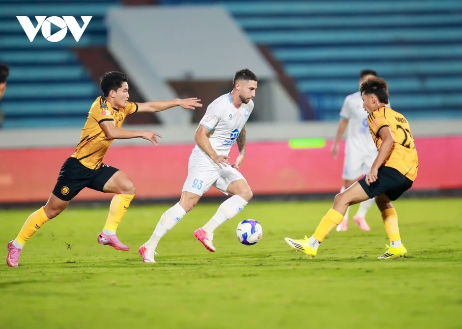 Kết quả V-League: Nam Định thắng nghẹt thở Thanh Hóa, Đà Nẵng hòa kịch tính HAGL Kết quả V-League: Nam Định thắng nghẹt thở Thanh Hóa, Đà Nẵng hòa kịch tính HAGL