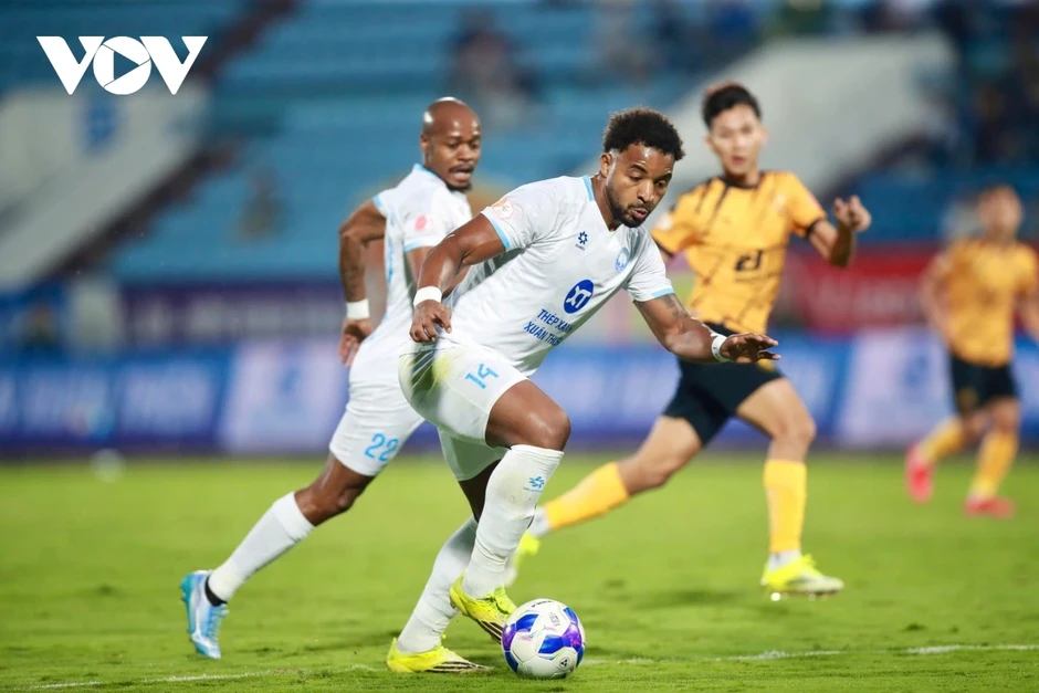 Kết quả V-League: Nam Định thắng nghẹt thở Thanh Hóa, Đà Nẵng hòa kịch tính HAGL Kết quả V-League: Nam Định thắng nghẹt thở Thanh Hóa, Đà Nẵng hòa kịch tính HAGL
