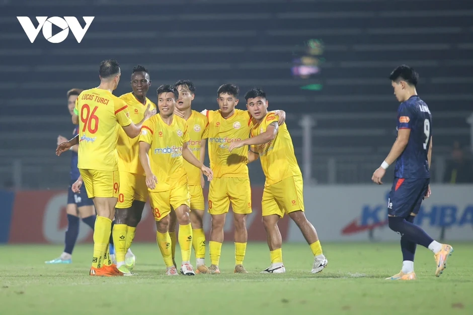 Kết quả vòng 18 V-League 25/26: CAHN hòa thất vọng, Ninh Bình thắng kịch tính Kết quả vòng 18 V-League 25/26: CAHN hòa thất vọng, Ninh Bình thắng kịch tính