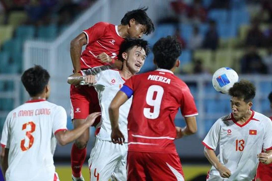 Khiến U17 Indonesia bị loại, U17 Việt Nam gặp U17 Australia ở bán kết Khiến U17 Indonesia bị loại, U17 Việt Nam gặp U17 Australia ở bán kết