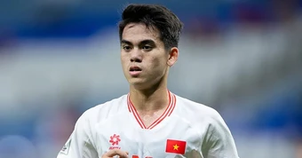 Khuất Văn Khang chia tay tuyển Việt Nam, lỡ hẹn ASEAN Cup