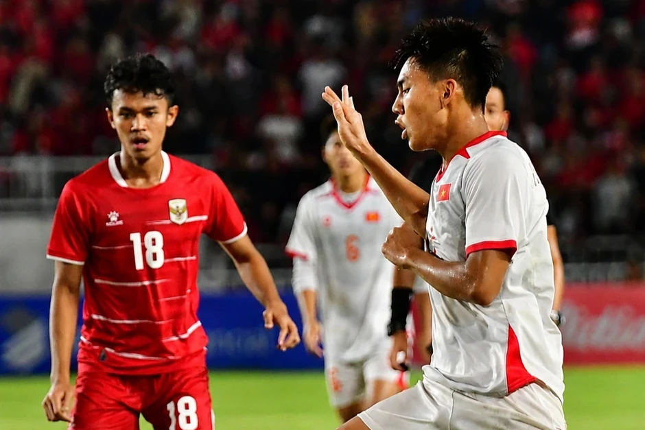 Kịch bản giúp U19 Việt Nam lách qua khe cửa hẹp để lọt vào bán kết Kịch bản giúp U19 Việt Nam lách qua khe cửa hẹp để lọt vào bán kết