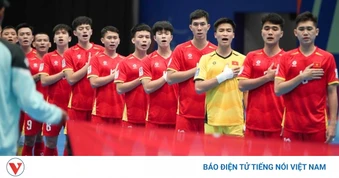 Liên đoàn bóng đá Việt Nam bất ngờ phải nhận án phạt
