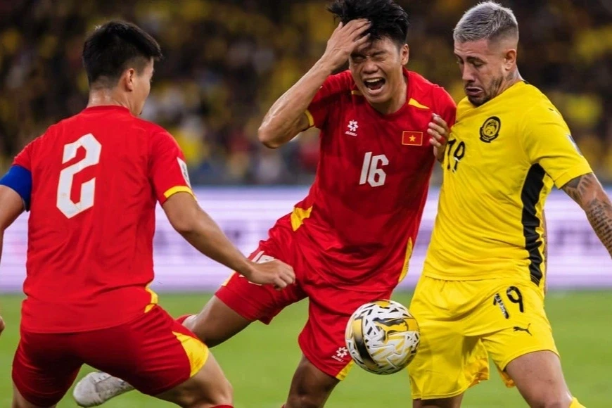 Malaysia bị xử thua 0-3, tuyển Việt Nam giành vé tham dự Asian Cup Malaysia bị xử thua 0-3, tuyển Việt Nam giành vé tham dự Asian Cup
