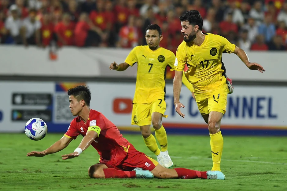 Ngôi sao Malaysia: "Tuyển Việt Nam rất mạnh, nhưng chúng tôi sẽ thắng" Ngôi sao Malaysia: "Tuyển Việt Nam rất mạnh, nhưng chúng tôi sẽ thắng"