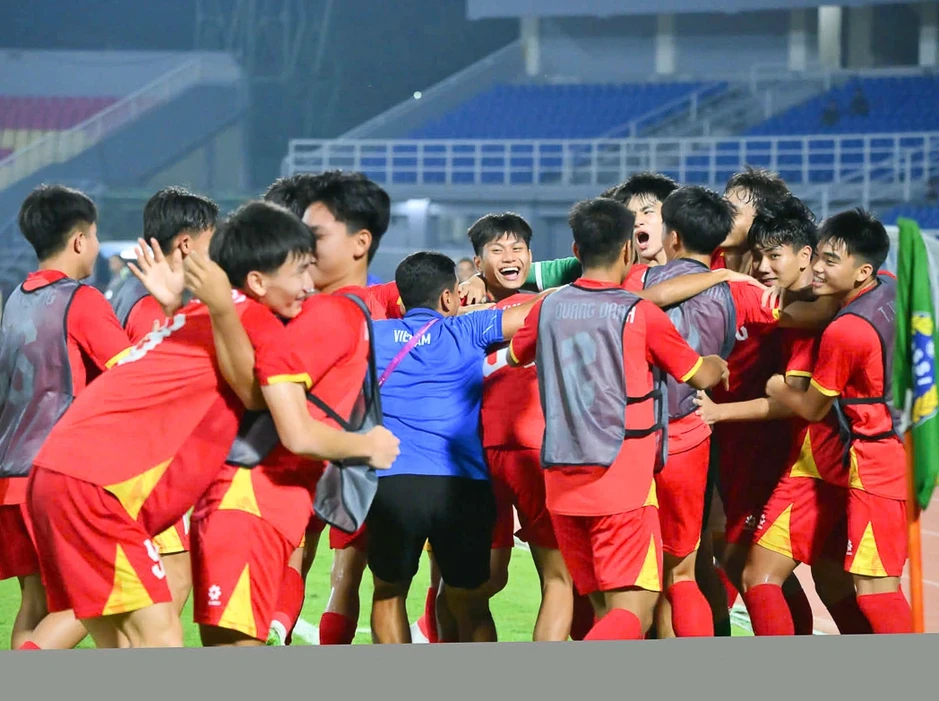 Ngược dòng hạ U17 Australia, U17 Việt Nam vào chung kết U17 Đông Nam Á Ngược dòng hạ U17 Australia, U17 Việt Nam vào chung kết U17 Đông Nam Á