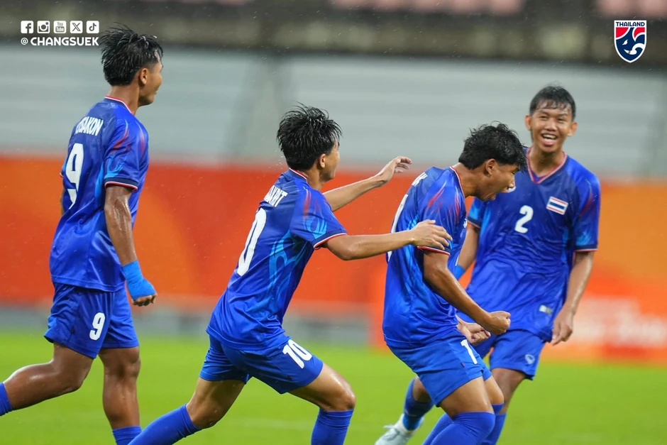 Ngược dòng không tưởng, U23 Thái Lan mở toang cánh cửa đi tiếp