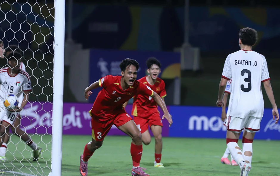 Người hùng thầm lặng của U17 Việt Nam là ai? Người hùng thầm lặng của U17 Việt Nam là ai?