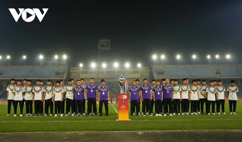 Những nhà vô địch U15 Quốc gia 2026 nhận vinh dự đặc biệt
