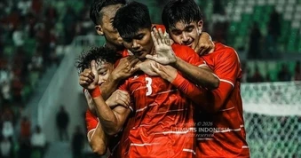 Phản ứng của CĐV Đông Nam Á khi U19 Việt Nam và U19 Indonesia thắng đậm