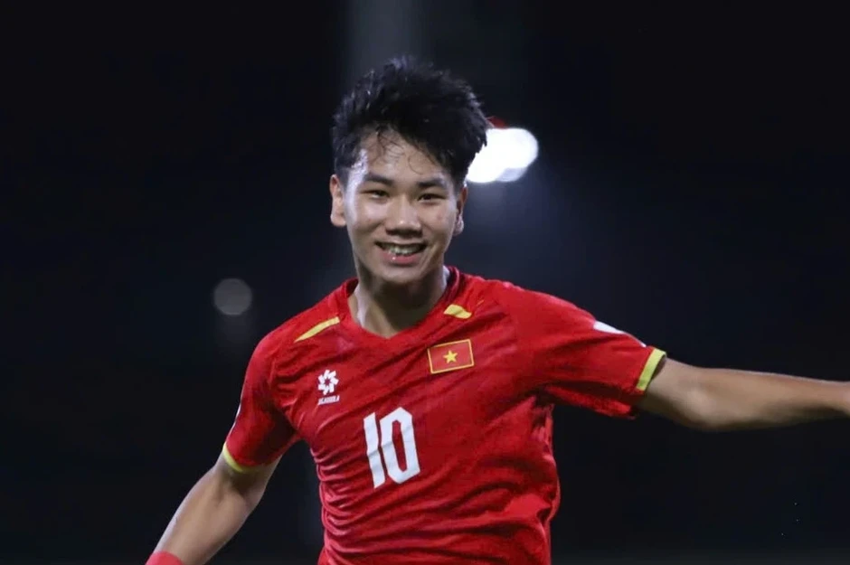 Phản ứng của sếp VFF khi U17 Việt Nam cùng bảng tuyển Bỉ