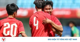 Quang Hải nói lời gan ruột với con trai sau quyết định của U17 Việt Nam