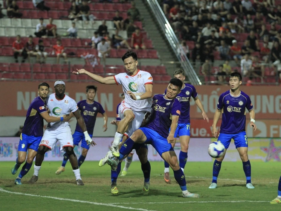 Sau vòng 17 V-League 2025/2026: CAHN và Thanh Hóa tạo dấu ấn mạnh mẽ