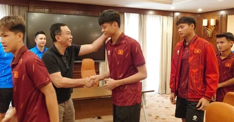 'Sếp' VFF nhắc cầu thủ U17 Việt Nam tránh xa mạng xã hội