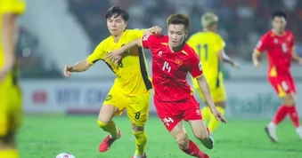 Tăng giá vé trận đấu của tuyển Việt Nam, bóng đá Malaysia bị chỉ trích